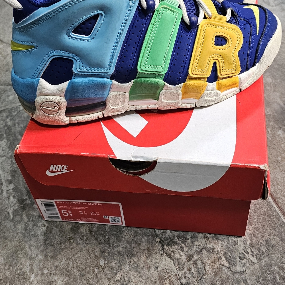 Nike Uptempo Air